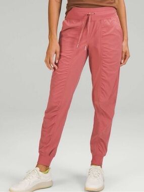 Lululemon Dance Studio Mid-Rise Jogger Size 8 Brier Rose